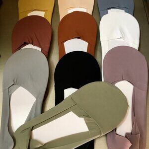10 PAIR OF WOMEN’S THIN NO-SHOW SOCKS SEMI-SHEER PULL-ON STRETCH ASSORTED COLORS